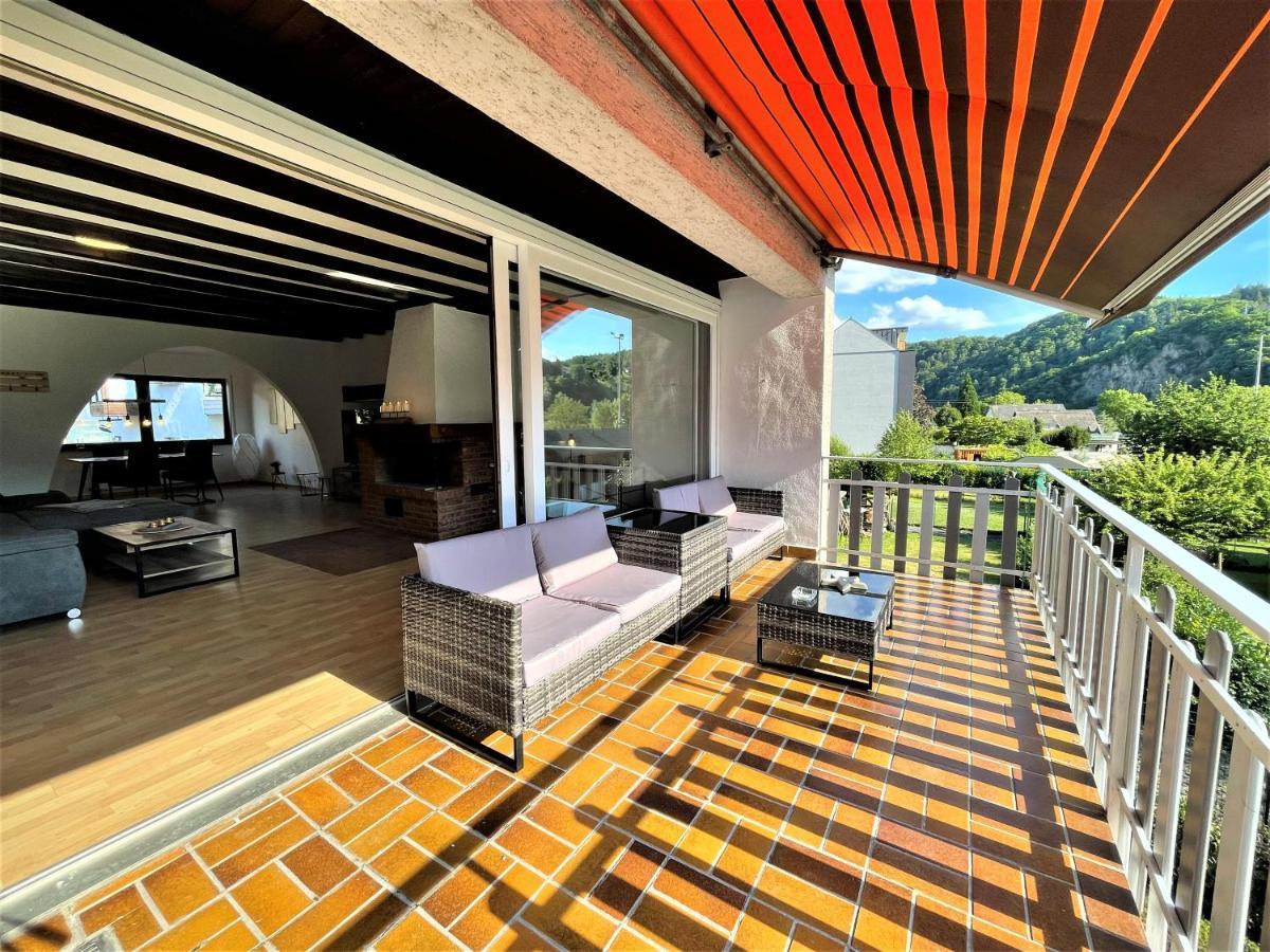 ブライTraumaussicht Kamin Balkon Burgblick 65 Zoll Tv Netflix Sky Joyn Lindenplatzアパートメント エクステリア 写真